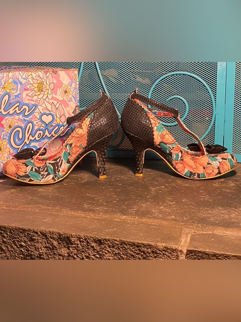 Irregular Choice BLOXY T strap Mary Jane’s, floral,black with bows,in box, 9 - Picture 2 of 13